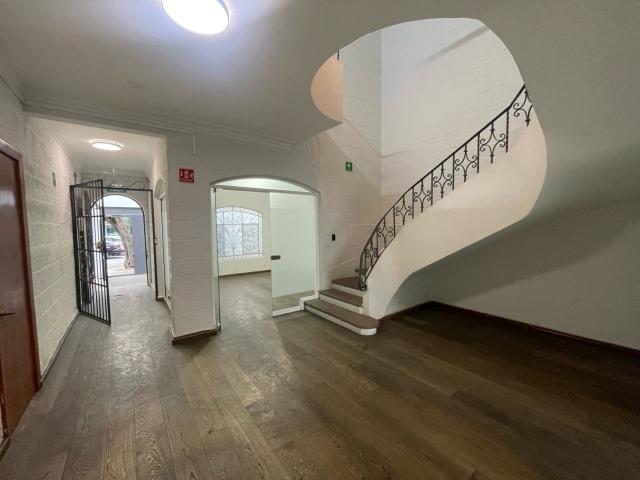 Oficinas Corporativas en Renta en Colonia Del Valle | 12 Estacionamientos Terrazas | Av. Amores