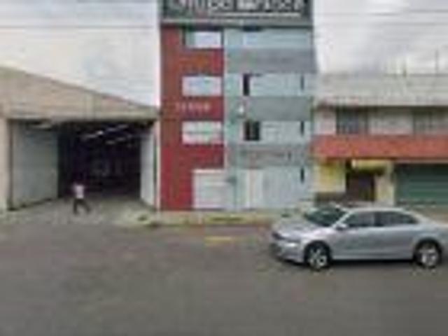 Oficinas Edificio en Renta