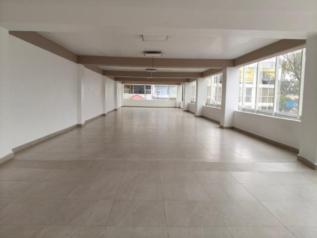 OFICINAS EN VENTA EN AV. CANAL DE TEZONTLE, IZTACALCO