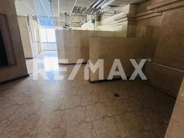 OFICINAS EN VENTA SOBRE COSTERA MIGUEL ALEMAN FRACC CLUB DEPORTIVO ACAPULCO