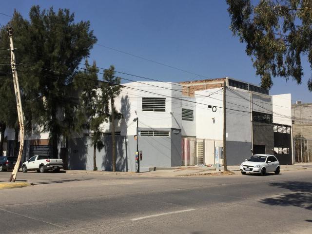 Oficinas en RENTA