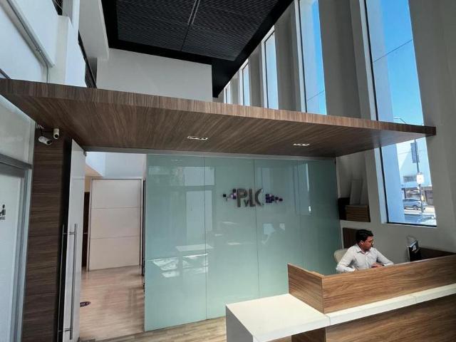 OFICINAS EN RENTA BLVD CAMPESTRE