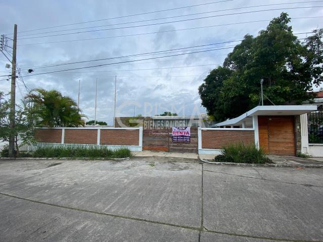 OFICINAS EN RENTA EN COL. JARDINES