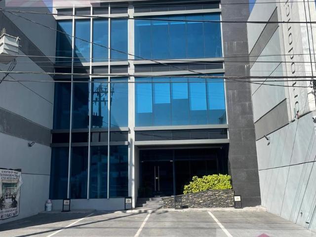Oficinas en renta en Cumbres primer sector