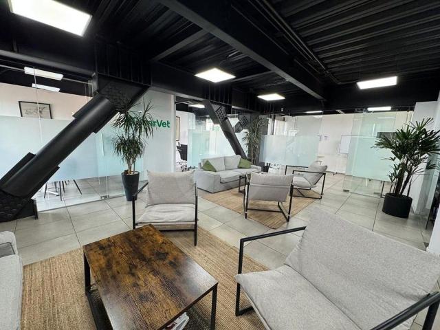 OFICINAS EN RENTA EN EDIFICIO EN CONDESA