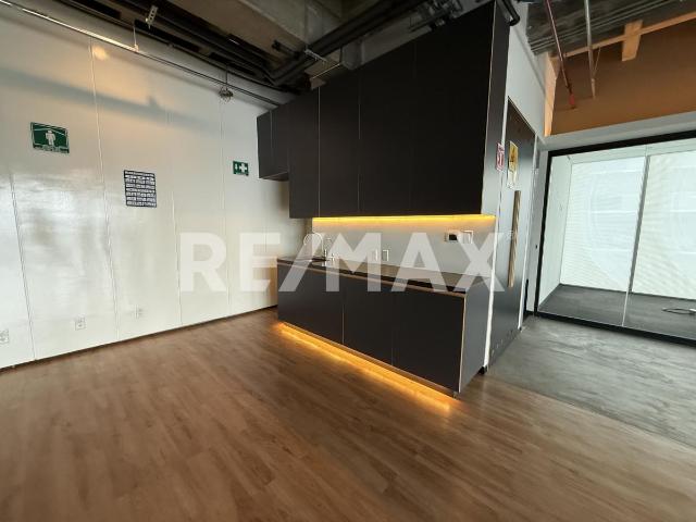 Oficinas en renta en Periférico Boulevard Ávila Camacho en Colonia Lomas de Chapultepec