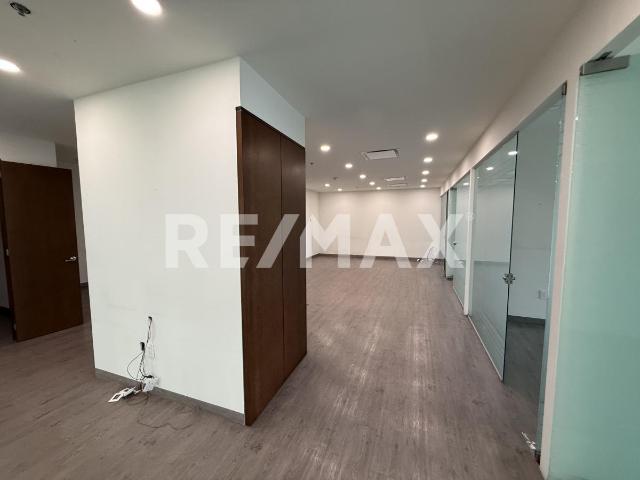 Oficinas en renta en Periférico Boulevard Ávila Camacho en Colonia Lomas de Chapultepec