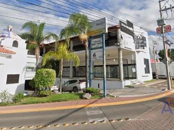 OFICINAS EN RENTA EN RESIDENCIAL RIO SAN PEDRO SOBRE AV. AGUASCALIENTES