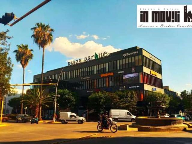 Oficinas locales en renta en Oaxaca 270 m alta gama eje