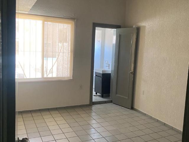 OFICINAS/CONSULTORIOS EN RENTA, EN AVENIDA JUAREZ, COL. CENTRO, TORREON, COAH