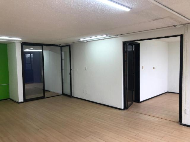 OFIICNAS EN RENTA EN AVILA CAMACHO, IDEAL PARA CONSULTORIOS O LOCAL COMERCIAL
