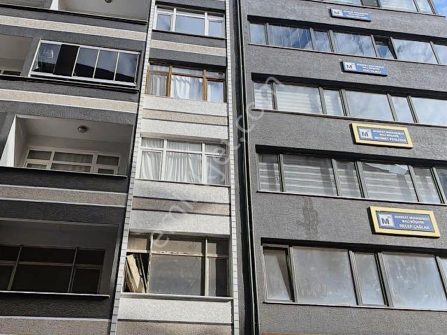 Ofis Büro İşyeri Meydan Uzunsokak Hacıkasım Çarşı Mah Kiralık