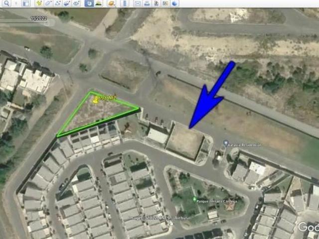 Ofrezco terreno comercial en esquina Venta o renta Apodaca