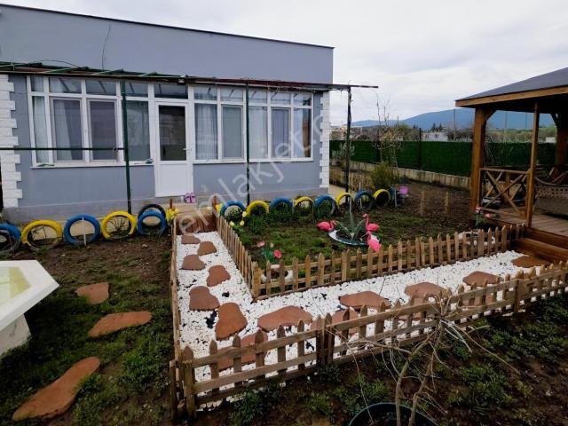 Çok Uygun Fiyata 3+1 Ev Ve 486 M2 Arsası / Bademağacı Mahallesi