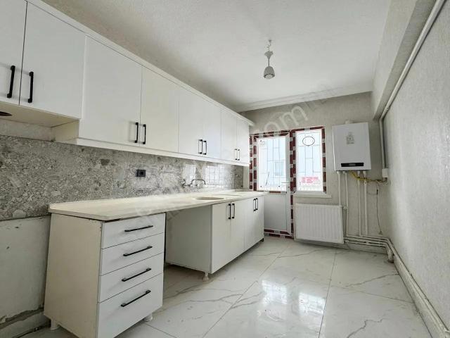 Çok Acil'den Kat Konumunda Lüx Yapıda 110m2 2+1 Daire!