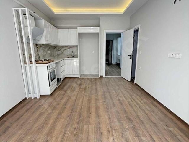 ÇOK ŞIK VE KALİTELİ GENİŞ KULLANIŞLI 1+1 DAİRE!