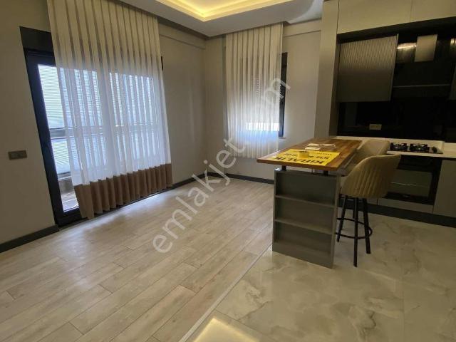 Çok Kullanışlı Kiralık 1+1