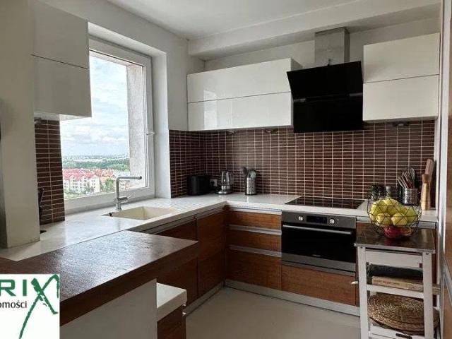 OKAZJA! 3 POKOJE KOMPLEKSOWO WYPOSAŻONE DUŻY BALKON Z PIĘKNYM WIDOKIEM METRO NATOLIN