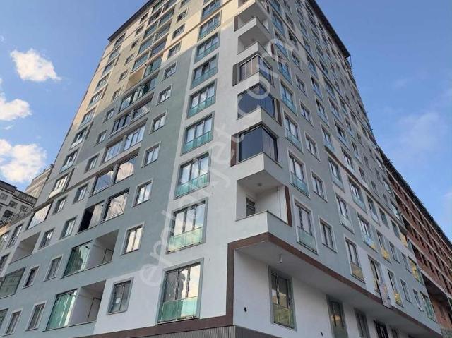 Okan Emlak'tan Ferah Ve Manzaralı 3+1 Kiralık Daire