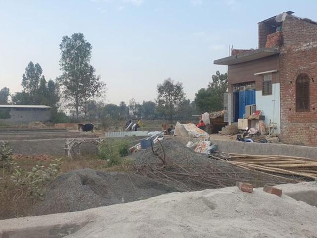 Okhla Industrial Estate Phase 4, Okhla 300 Sq. Yd. Plot in Okhla Industrial Estate Phase 4 Delhi Listing ID: #10394