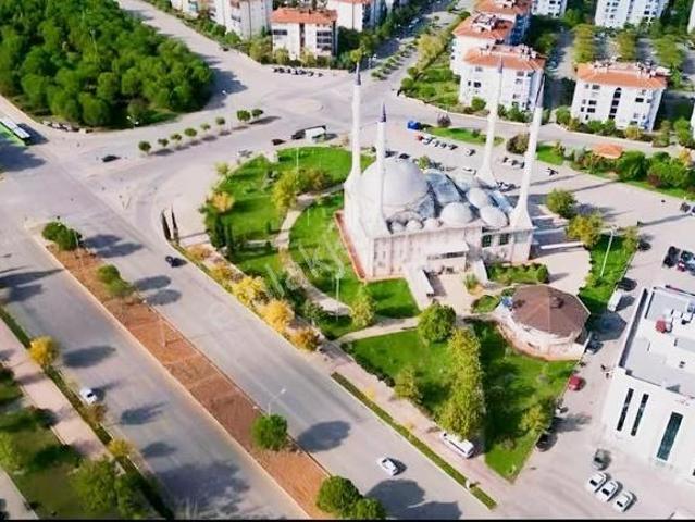 Okullar Bölgesi/site/engelli Girişe Uygun/arakat/kapıcılı