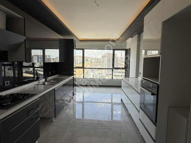 Okumuşlardan 12. Kat Zirve Keyfi,önü Açık, 4+1 Manzaralı Daire