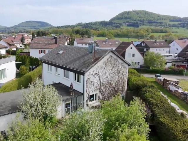 Ohne Makler! Großes Einfamilienhaus mit Traumgarten! Heizung neu!