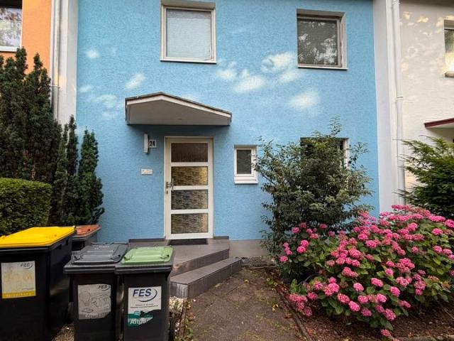 Ohne Makler! Innenstadt nahes gepfl. Reihenhaus + zwei Garagen