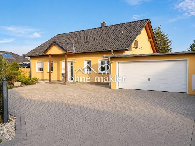 Ohne Makler Modernes Einfamilienhaus mit Doppelgarage