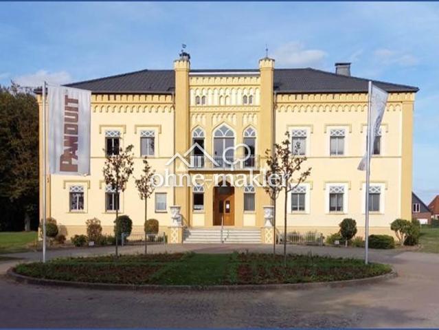 OHNE MAKLER Schloss / Herrenhaus in Brahlstorf Ein wunderschönes Objekt Miet und Geschäftshaus