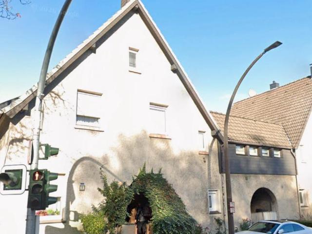 OHNE PROVISION Einfamilienhaus für eine große Familie