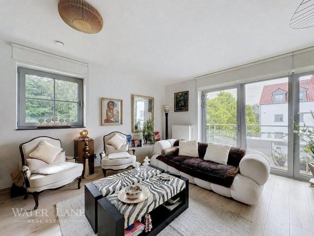Ohain: Charming 2 bedroom home—a great opportunity—with a la