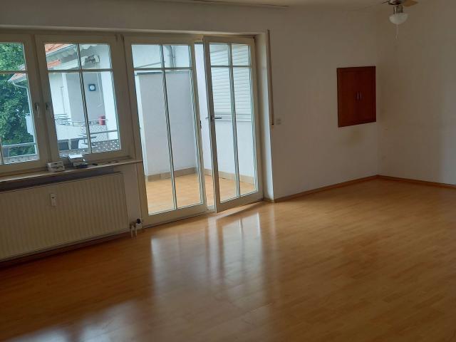 ÖHRINGEN 4 1/2 ZIMMER WOHNUNG EINZIEHEN