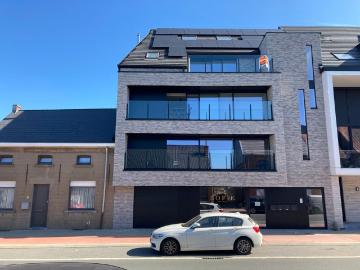 OORDEGEM Lichtrijke penthouse