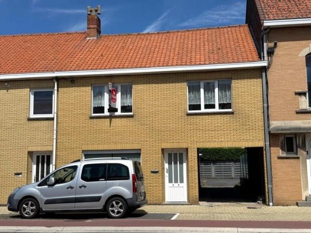 Oostduinkerke bij Golf Charmante woning