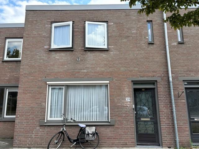 Oostwal 39