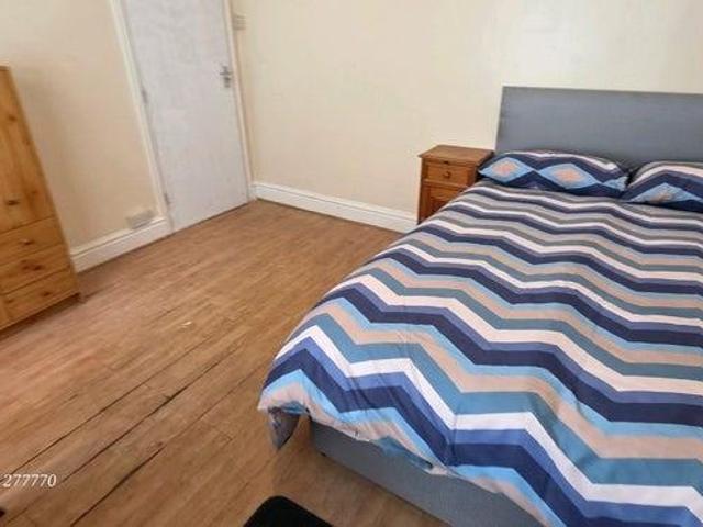 Olney Street, Manchester, M13 4 bed house to rent £1,600 pcm £369 pw
