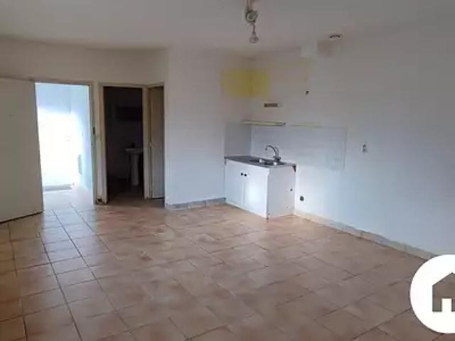 Oloron Sainte Marie 64400 Achat / Vente appartement 2 pièces t2 parking