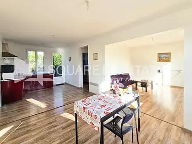 Oloron Sainte Marie 64400 Achat / Vente appartement 3 pièces t3 au dernier étage