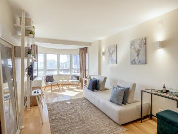 OLAIAS MODERN W/ GARAGE by Homing
