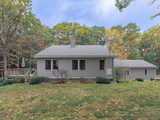 Old County Rd, Plainfield, Home For Sale
