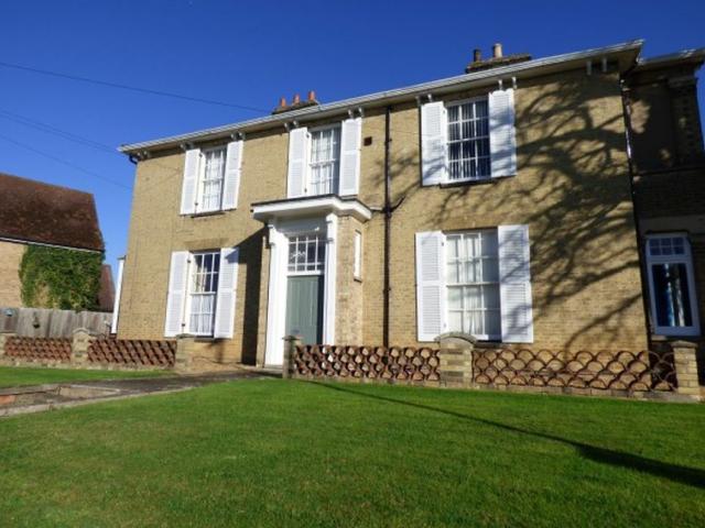 Old Court Hall, Godmanchester, Huntingdon, 2 bedroom, Apartment