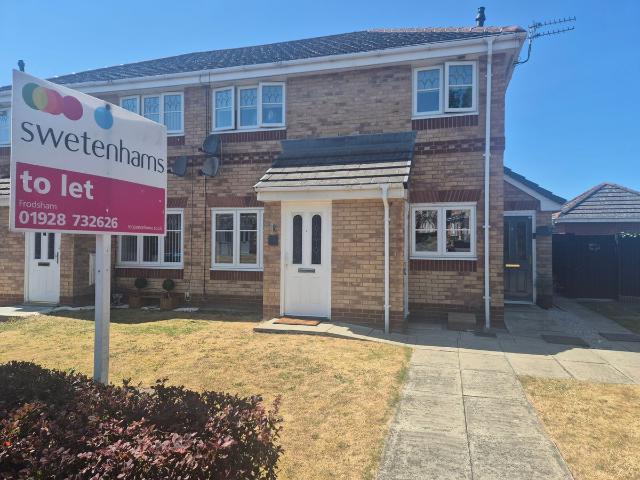 Old Coach Road, Runcorn WA7, 2 bed maisonette to rent, £975 pcm | PrimeLocation