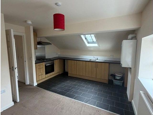 Old Cawsey, Sowerby Bridge HX6, 1 bed flat to rent, £650 pcm | PrimeLocation