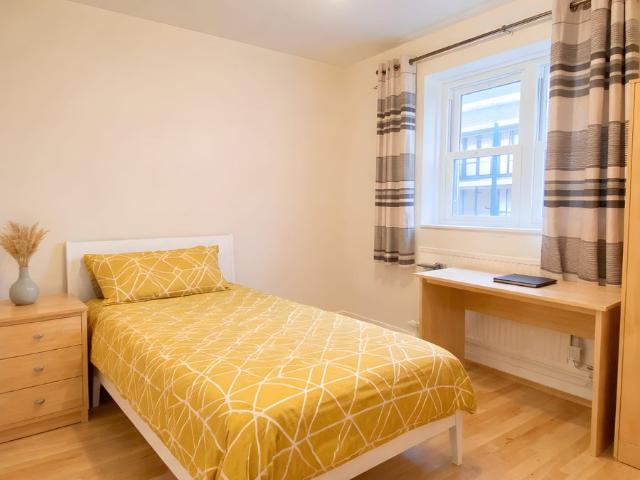 Old Castle Street, London E1, 2 bed shared accommodation to rent, £1,050 pcm | PrimeLocation