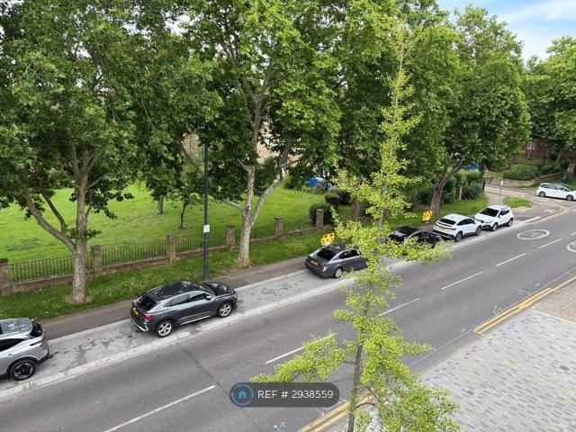 Old Church Road, London E4, 3 bed flat to rent, £2,000 pcm | PrimeLocation