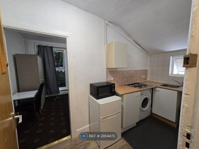 Old Christchurch Road, Bournemouth BH1, Studio to rent, £900 pcm | PrimeLocation