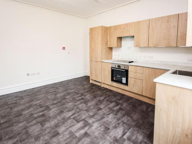 Old Christchurch Road, Bournemouth BH1 5 bed property to rent £2,250 pcm £519 pw