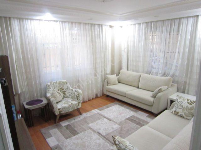 Old City'den Siyavuşpaşa Vişne Sk 15yıllık Binada Bahçeli 3+1 90m2 Lx