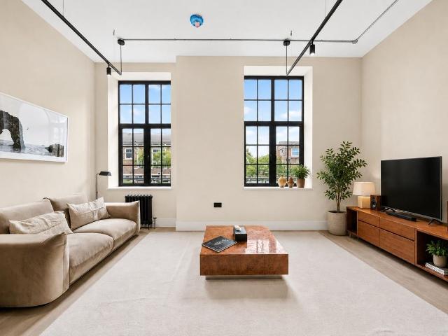 Old Clothing Factory, London Fields, Hackney E9, 1 bed flat to rent, £3,200 pcm | PrimeLocation